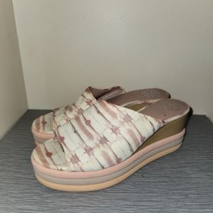 Vince Camuto SZ 8 NWOT